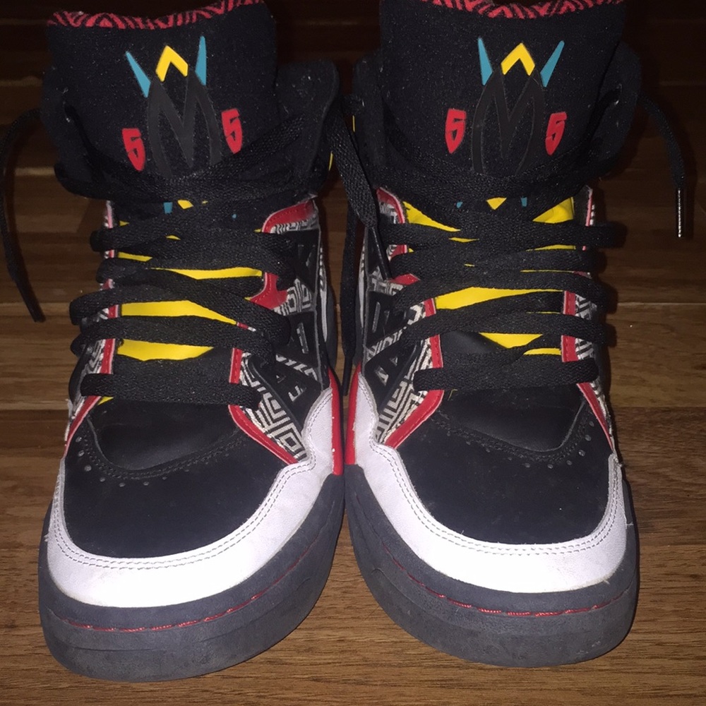 Dikembe Mutombo Retro Adidas - Picture 2 of 3